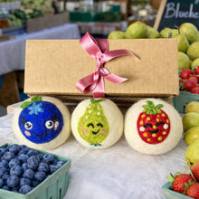 FRUITY DRYER BALL GIFT BOX 